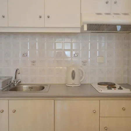 Gemilos Nook Apartment