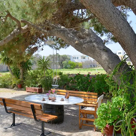 Gemilos Nook Apartmán *