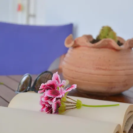 Apartmán Gemilos Nook Adamantas (Milos)