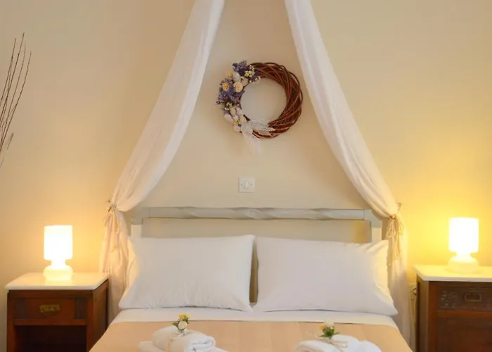 Apartment Gemilos Nook Adamantas (Milos)