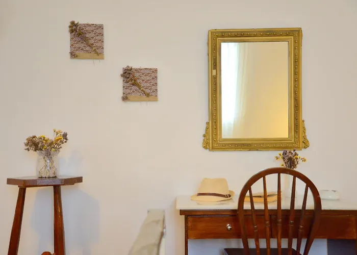 Gemilos Nook Apartment Adamantas (Milos)