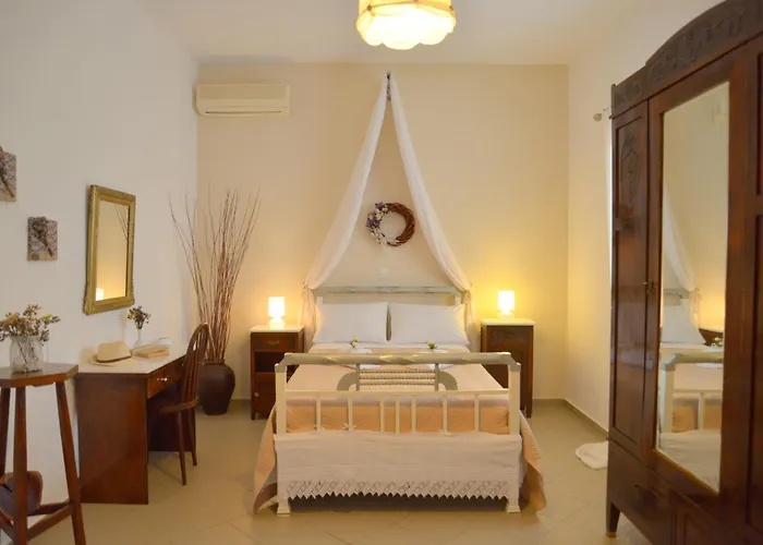 Gemilos Nook Apartment Adamantas (Milos)